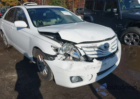 2010 Toyota Camry Xle V6 z USA, uszkodzony, nr VIN 4T1BK3EK4AU602467